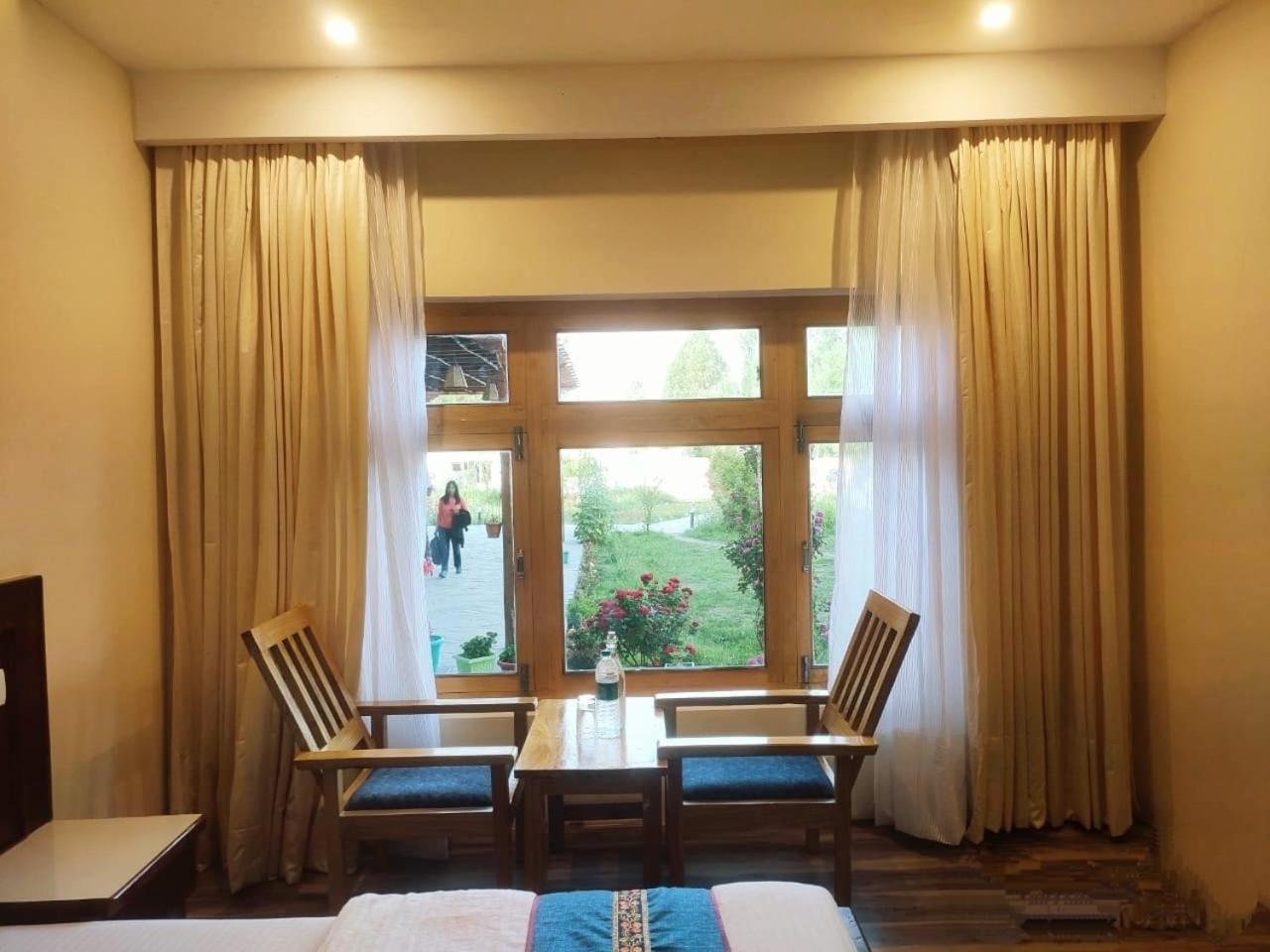 The Hunder Eco Villa Hundar Bagian luar foto